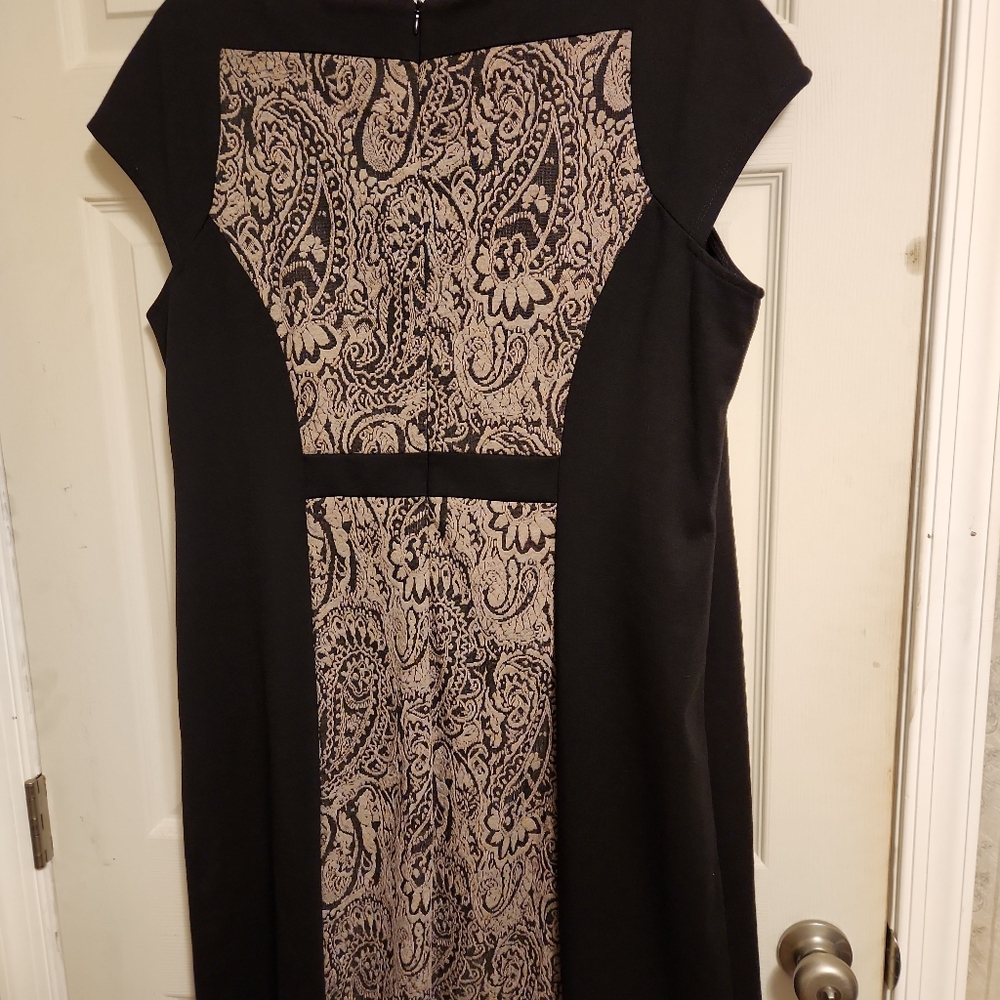Women's black jersey dress NWOT - Picture 2 of 4